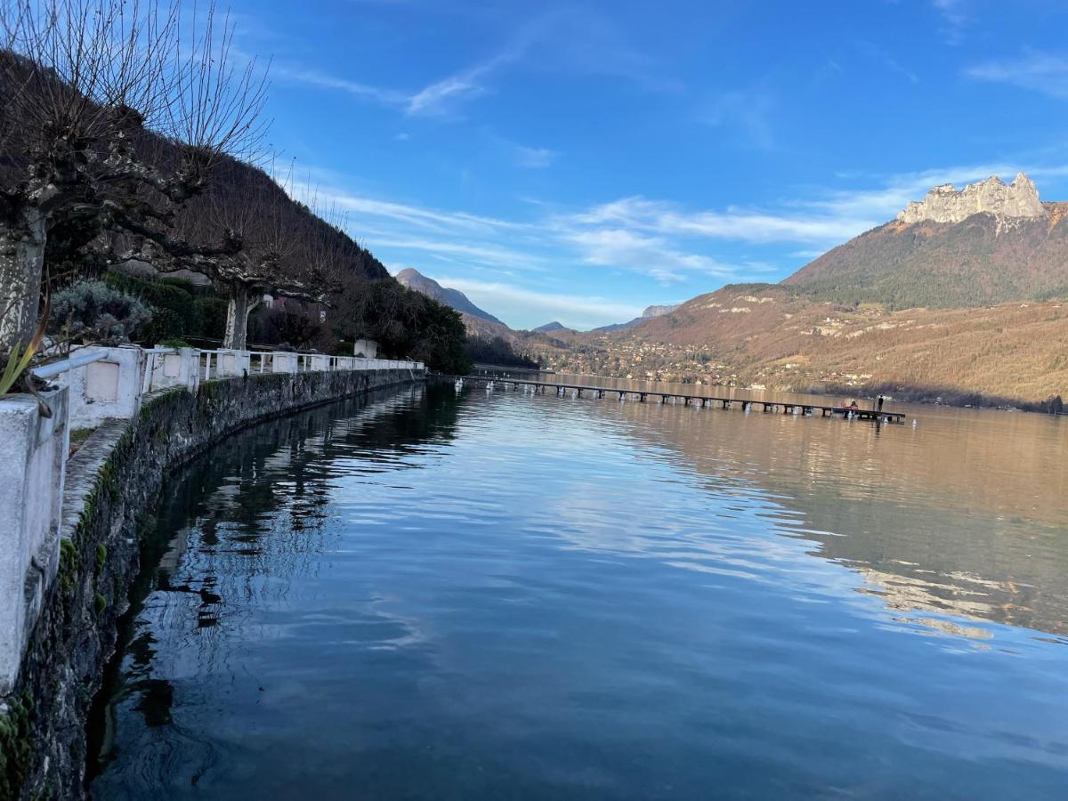 Rare 2 Bedroom With Private Beach On Lake Annecy Doussard Dış mekan fotoğraf